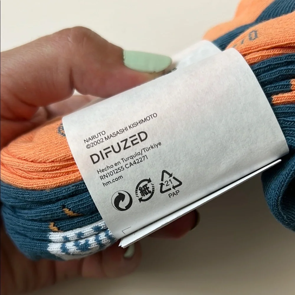 H&M 5 pack Naruto Orange and Blue Socks kids 6-7.5